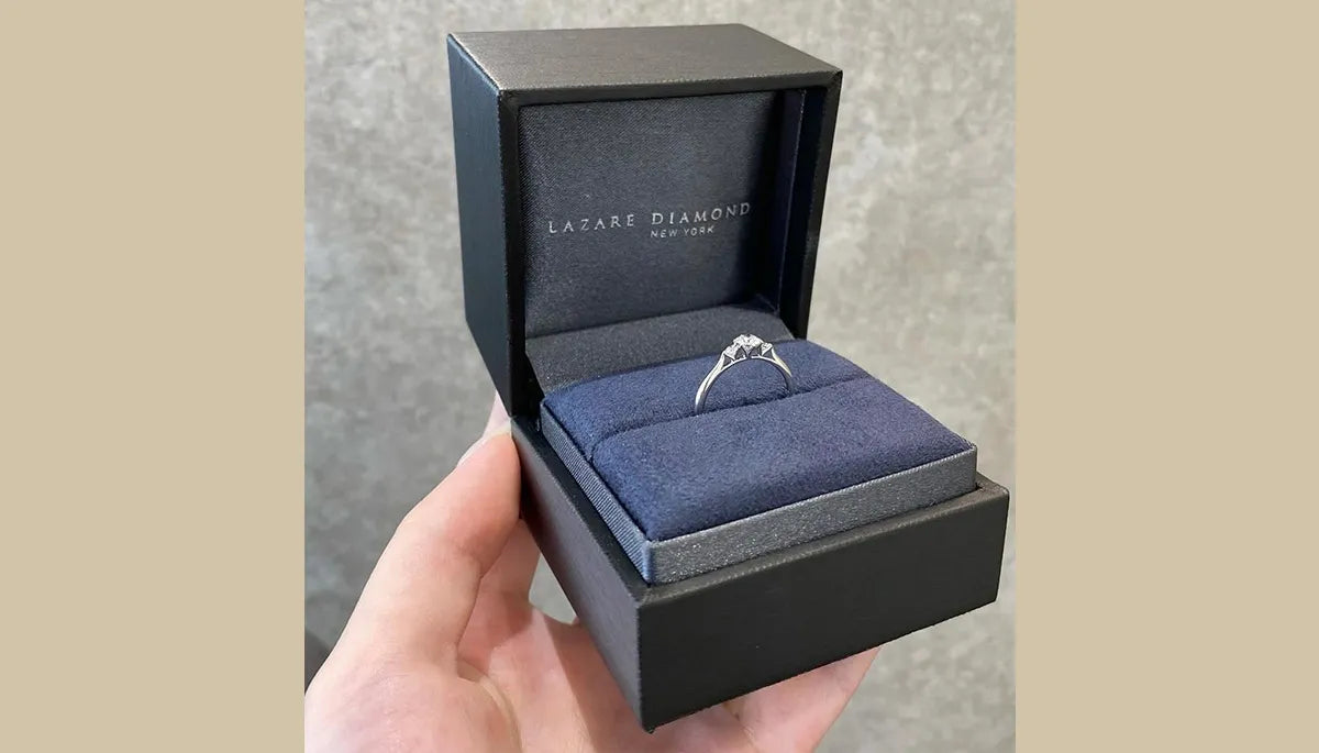 デザインが気に入った「LAZARE DIAMOND / ラザール ダイヤモンド」を選