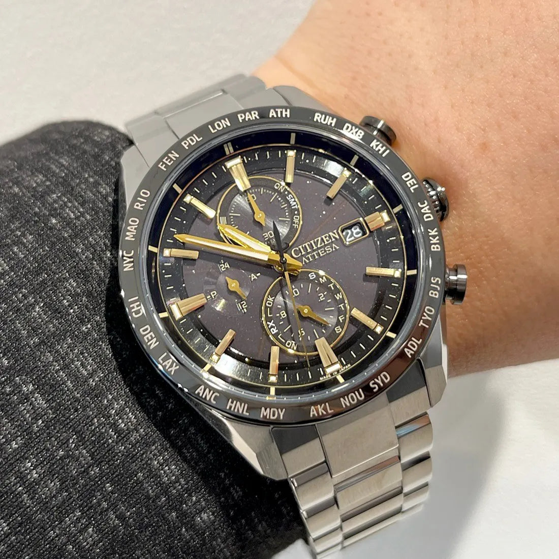 エコ・ドライブ電波時計 HINODE COLLECTION ※ノベルティプレゼント