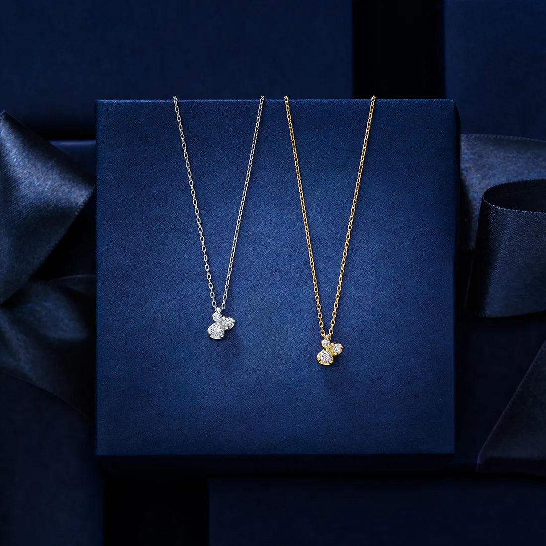 Royal Usher Oval Cut Pendant