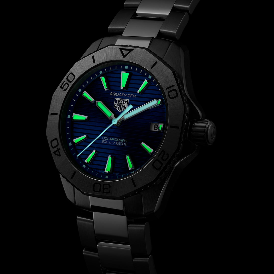 タグ・ホイヤー アクアレーサー プロフェッショナル200 ソーラーグラフ 40mm (2023年モデル)