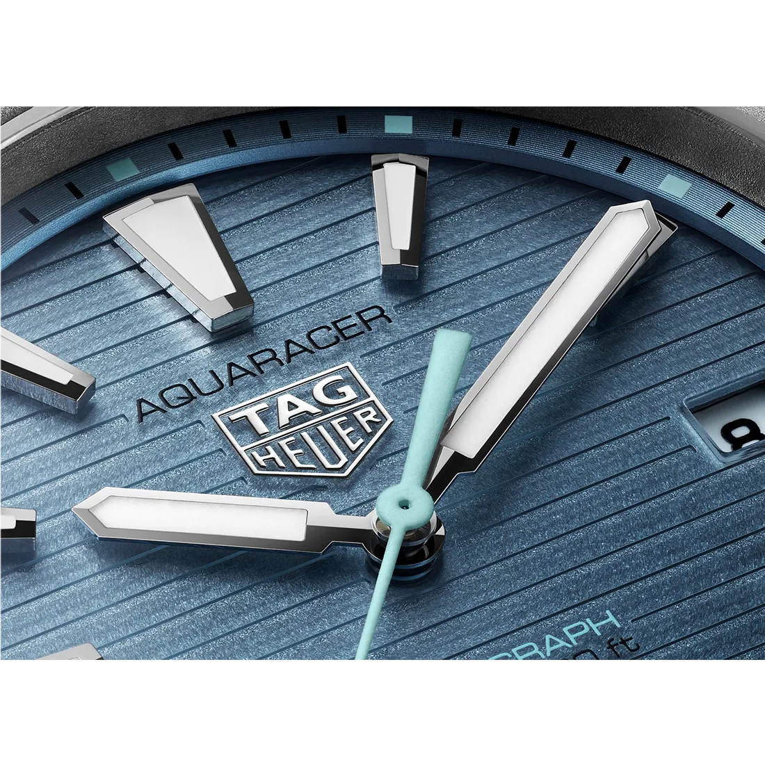 タグ・ホイヤー アクアレーサー プロフェッショナル200 ソーラーグラフ 40mm (2025年モデル)