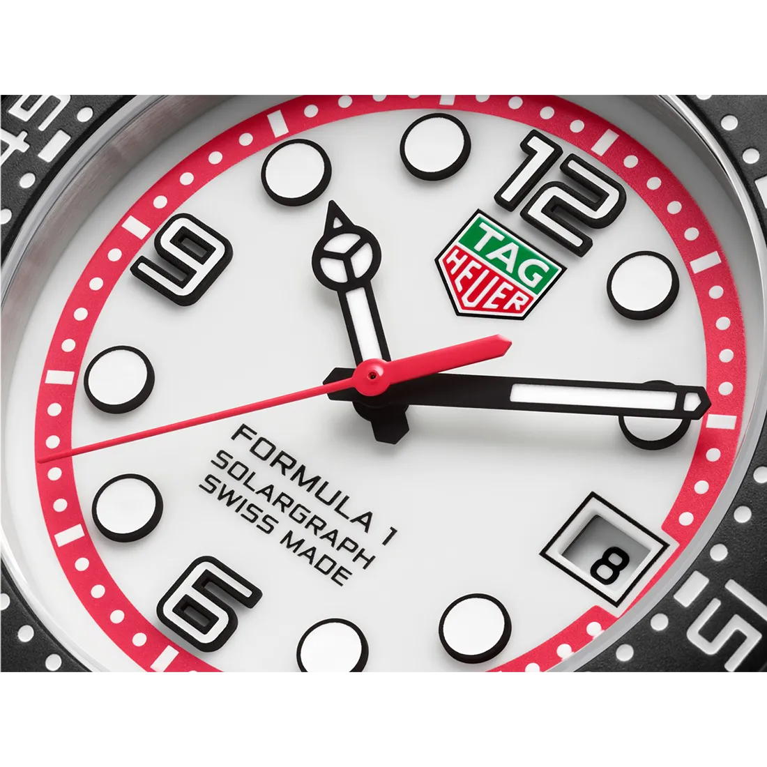 タグ・ホイヤー フォーミュラ1 ソーラーグラフ 38mm / 世界限定1500本 (2025年モデル)