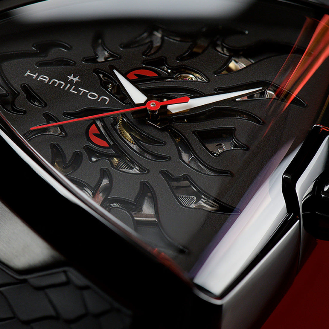 ベンチュラ ドラゴン ELVIS80 SKELETON AUTO