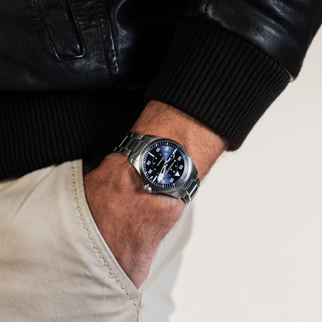 カーキ アビエーション PILOT AUTO