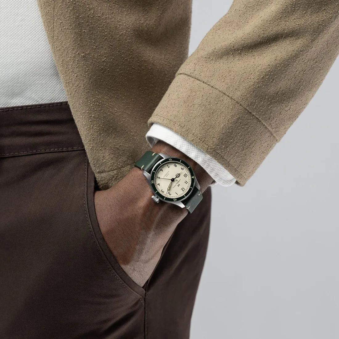 カーキ アビエーション パイロット パイオニア メカニカル オート 38mm