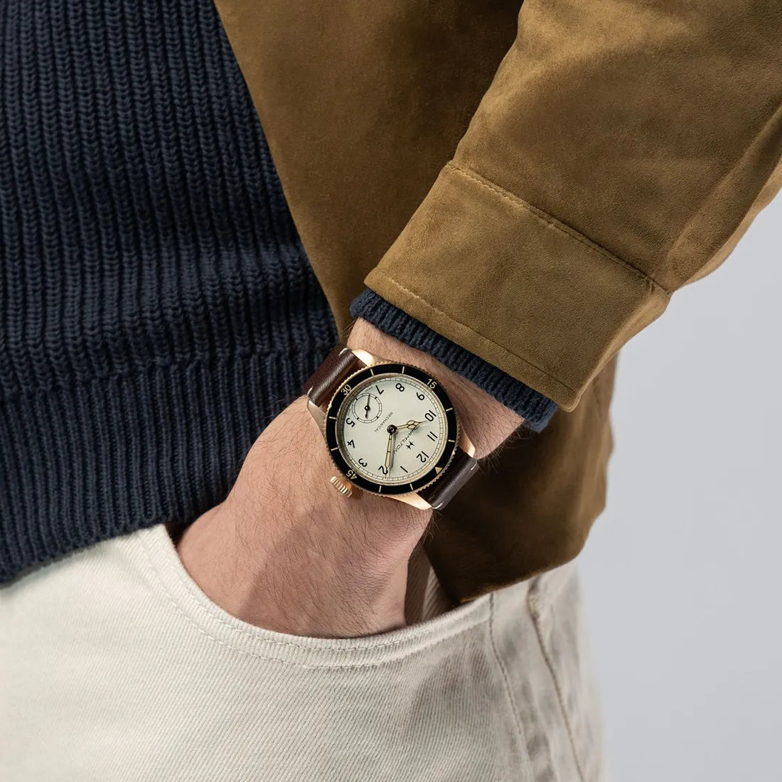 カーキ アビエーション パイロット パイオニア メカニカル ブロンズ 43mm