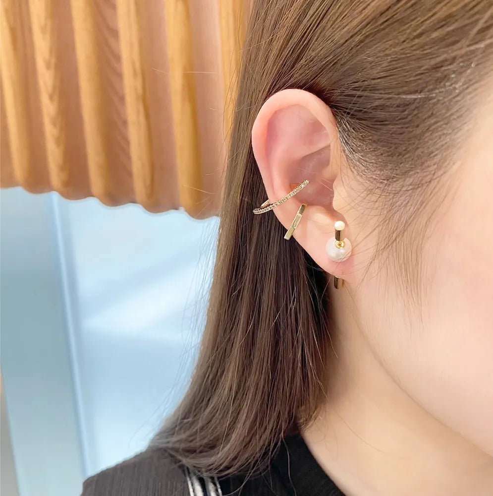 Manhattan octagon ear cuff