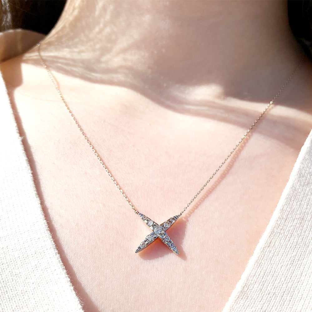 ネイキッド ネックレス