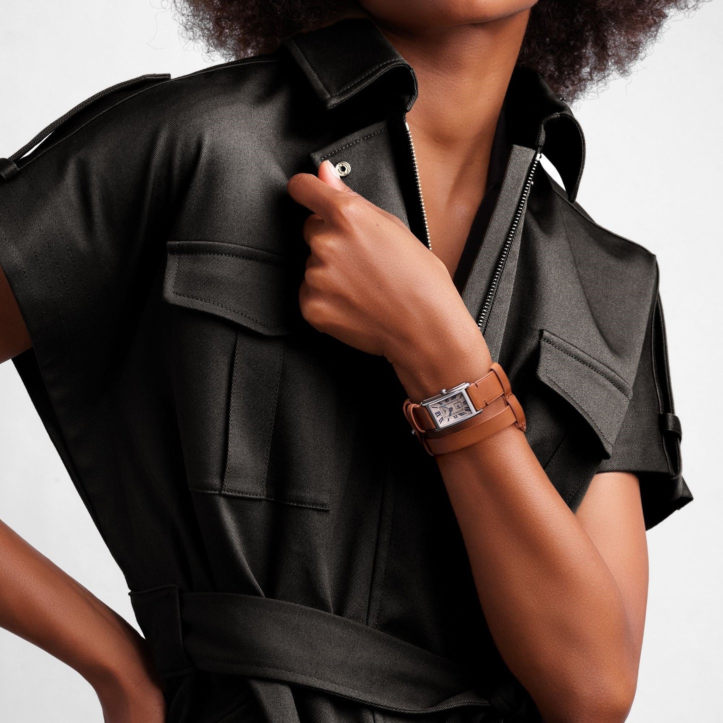 ロンジン ドルチェヴィータ イヴィ 20.80 X 32.00 mm (2022年モデル)