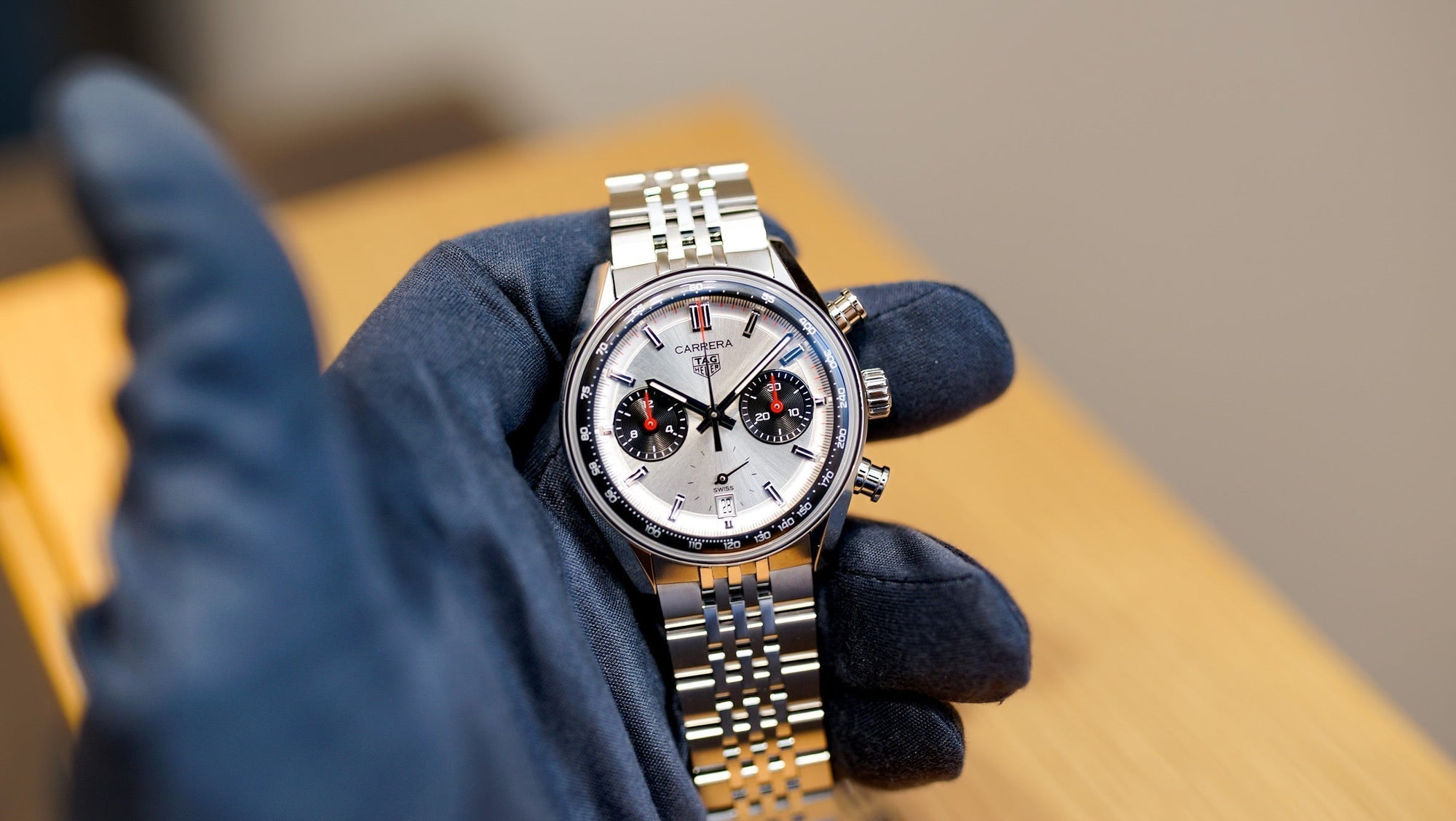 【タグ・ホイヤー】39mmサイズのグラスボックスに新たなブレスレットが登場！！