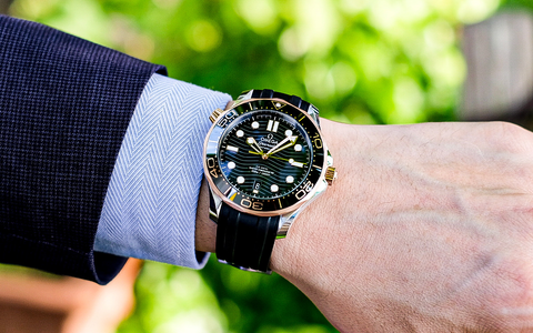 【レビュー】オメガ  シーマスター ダイバー300M マスタークロノメーター ref.210.22.42.20.01.002