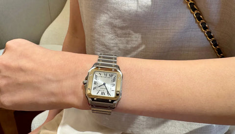 コンビカラーの使い勝手のよさと様々な雰囲気に対応できる万能さが決め手