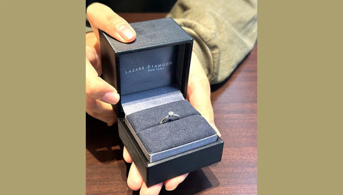 シンプルでダイヤモンドの綺麗さに惹かれた「LAZARE DIAMOND/ラザールダイヤモンド」を選びました