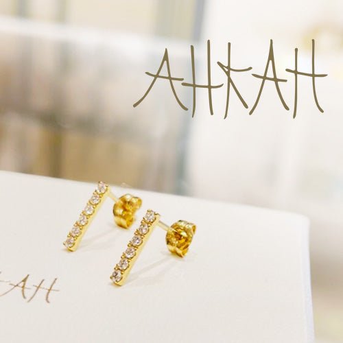 【AHKAH】ティナシリーズから人気ピアスをご紹介！