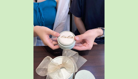 指に馴染むデザインと素材が気に入ったので、「birds/バーズ」を選びました