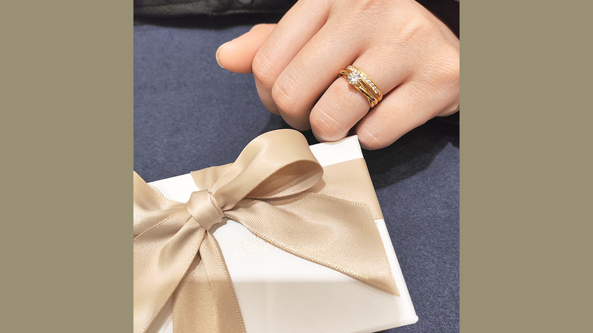 デザインに一目惚れした《AHKAH bridal / アーカーブライダル》を選びました