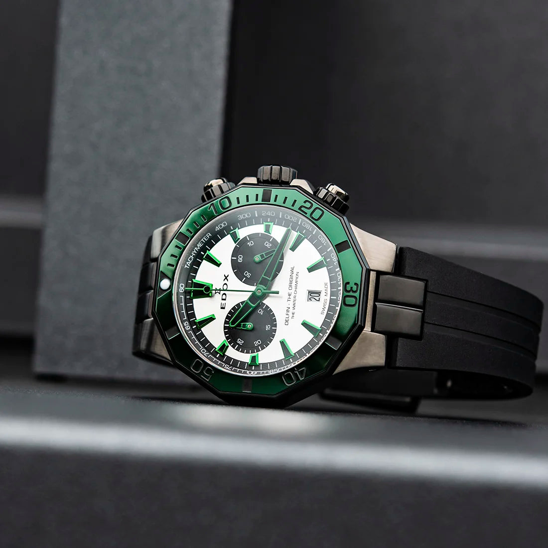 <tc>Delfin Mecano Automatic</tc>