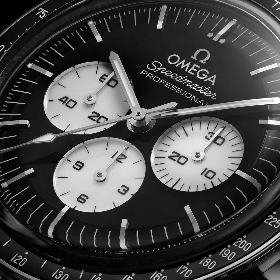 スピードマスター ムーンウォッチ プロフェッショナル 42MM