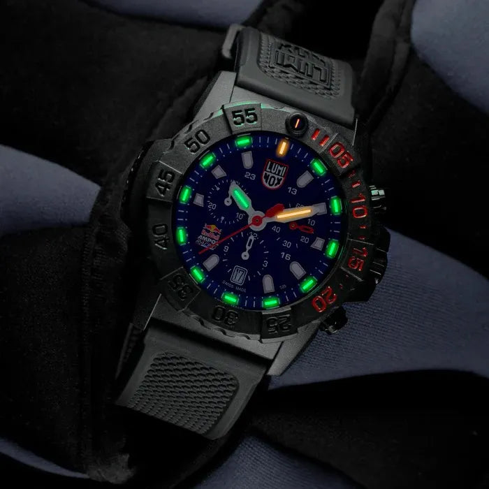 RED BULL AMPOL RACING EDITION ※ノベルティプレゼント