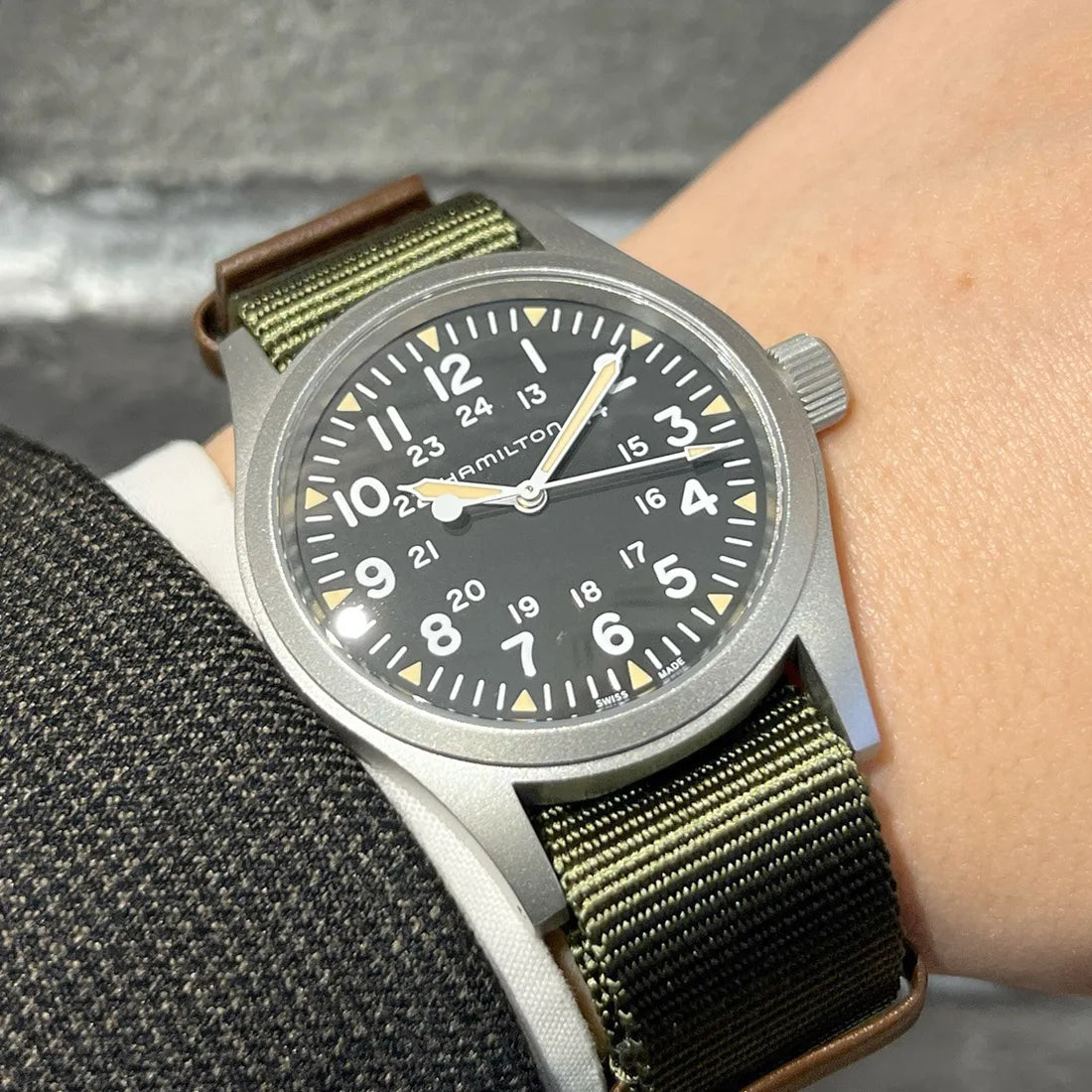 カーキ フィールド メカ