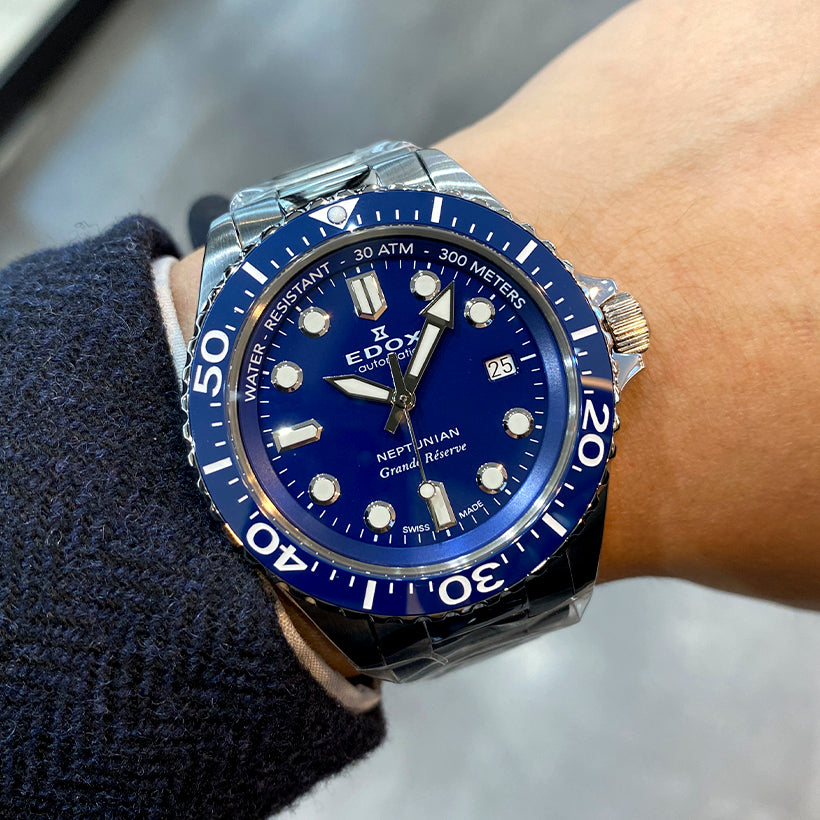ネプチュニアン グランデ リザーブ デイト オートマティック ※ノベルティプレゼント