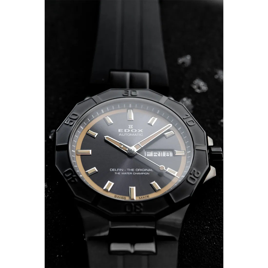 <tc>Delfin Mecano Automatic</tc>
