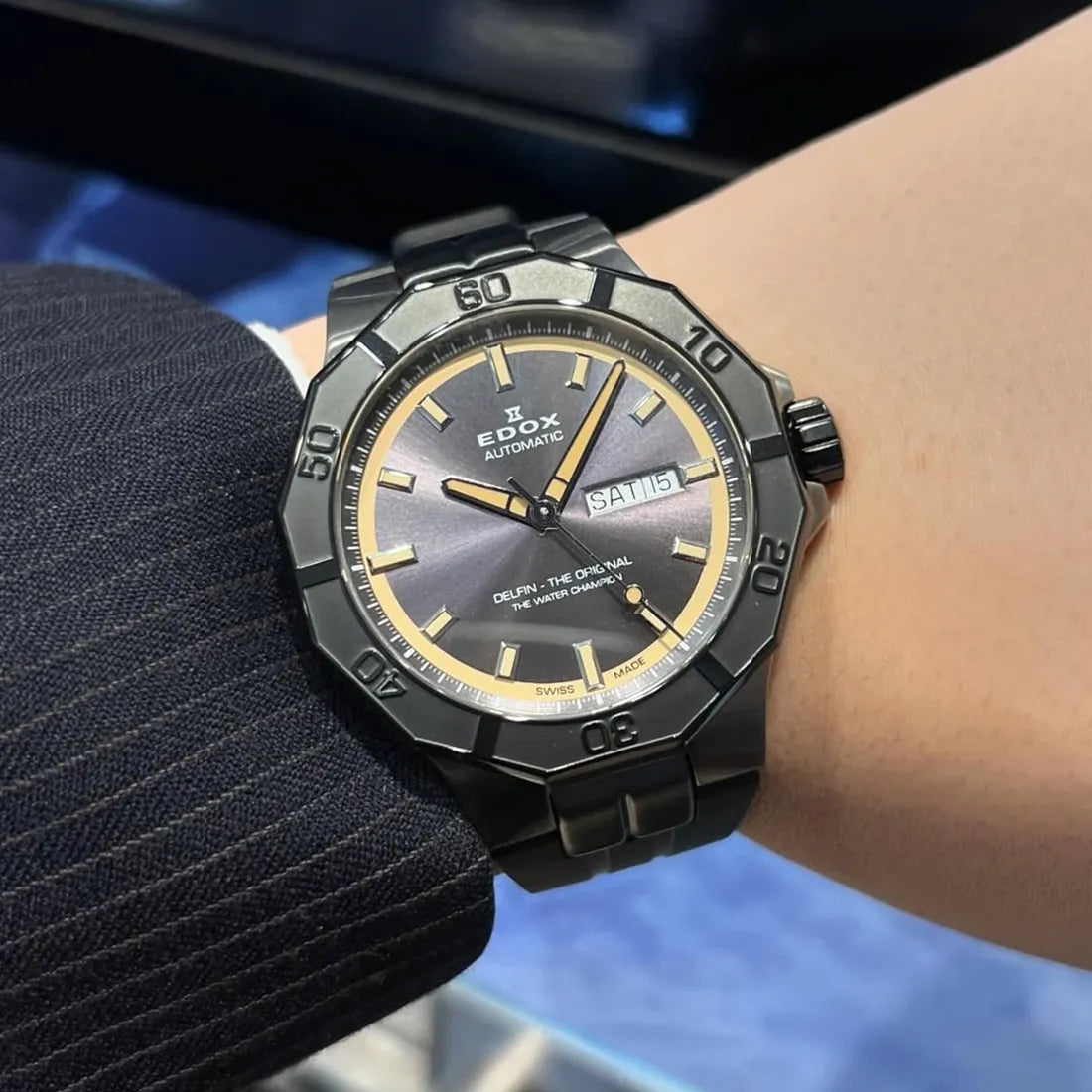 <tc>Delfin Mecano Automatic</tc>