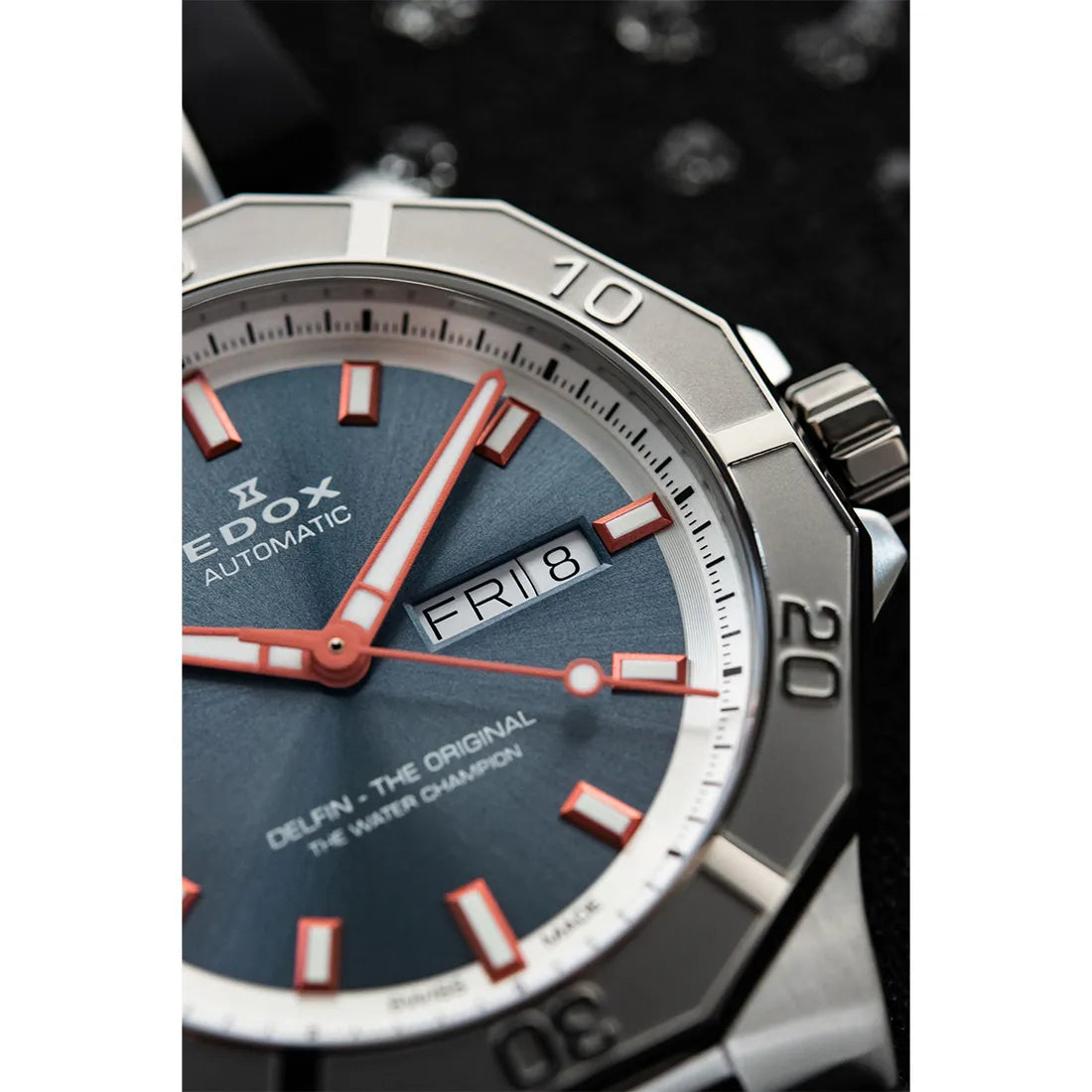 <tc>Delfin Mecano Automatic</tc>