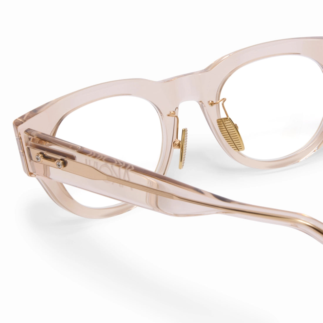 URSA［Col.：Crystal Sand / Fit：Alternative Fit］