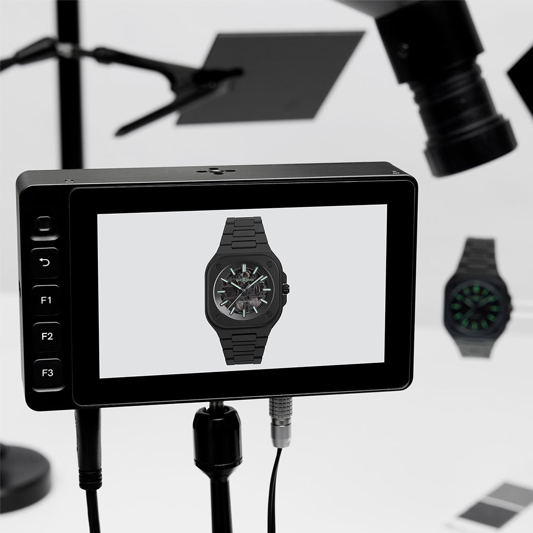 BR 05 SKELTON BLACK LUM CERAMIC / 500本限定