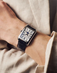 Classic quartz chronograph