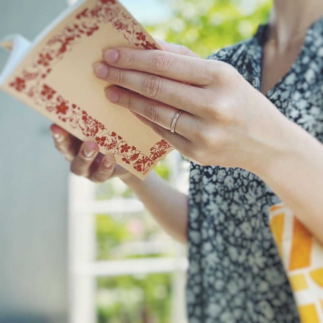 [wedding ring] scene scene 