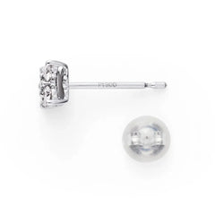 フロリアード プラチナ ダイヤモンドピアス