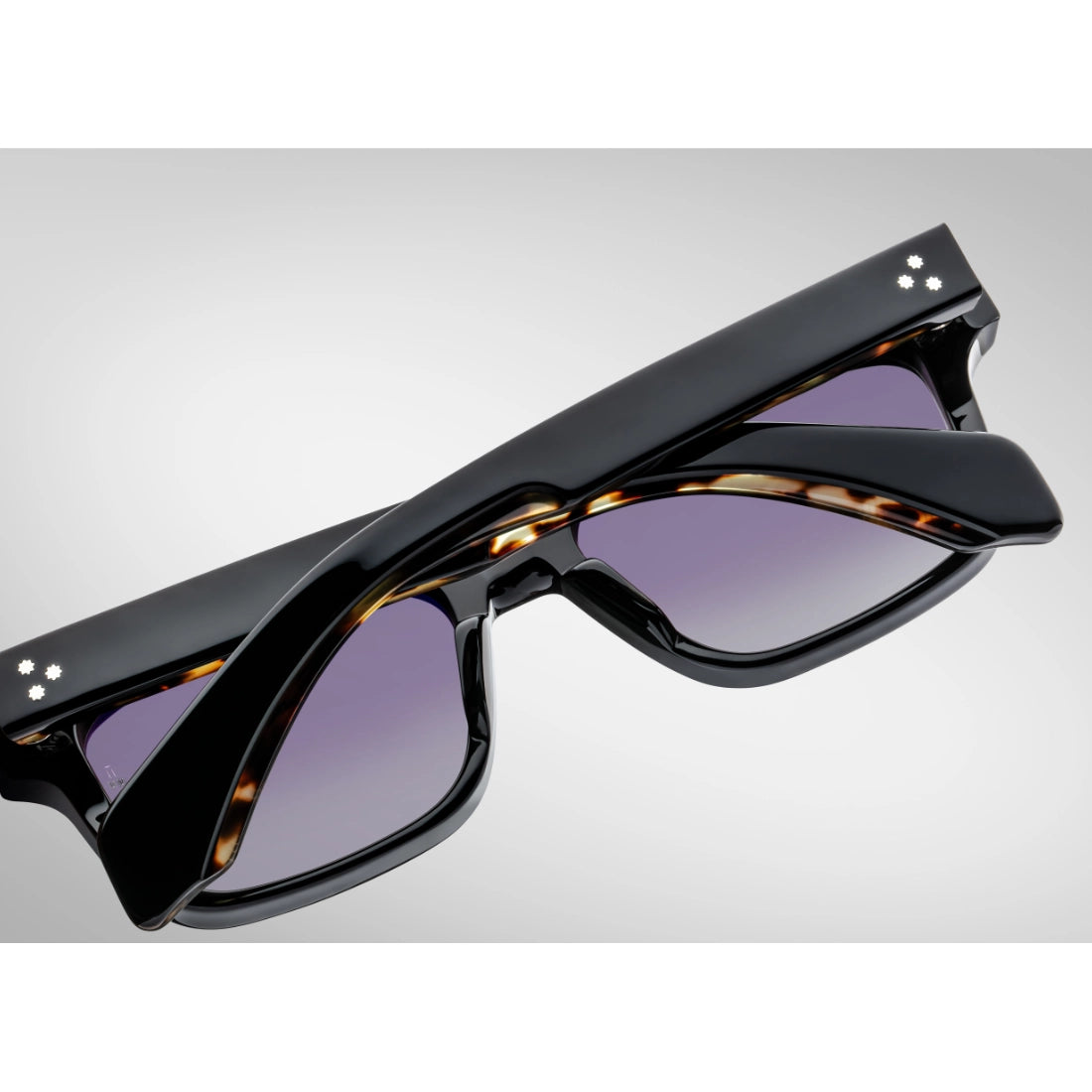 MOLINO55［Col.：Noir 11 / Lens：Jet Gradient］