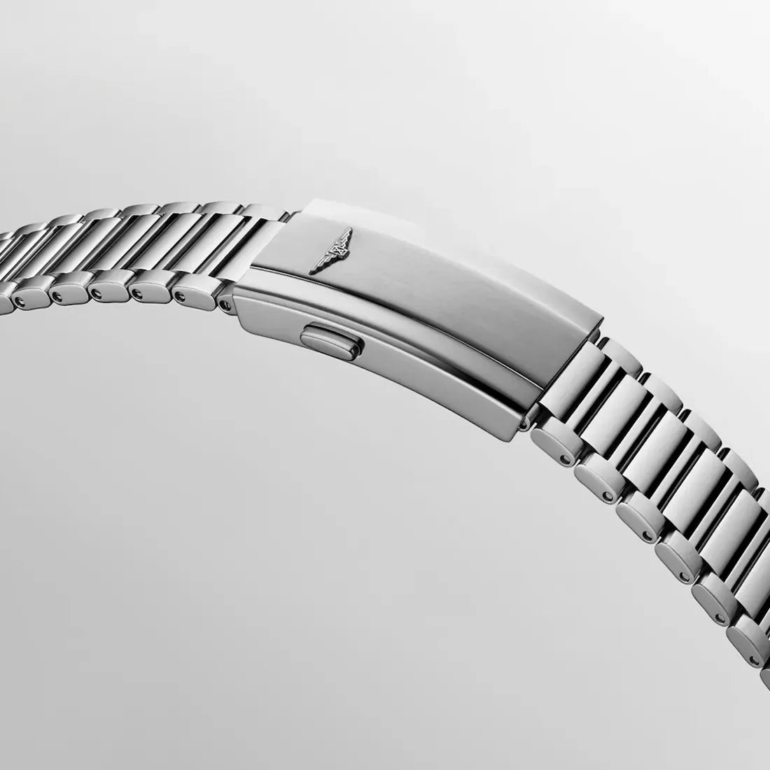コンクエスト ヘリテージ セントラル パワーリザーブ 38.00mm (2026年モデル)