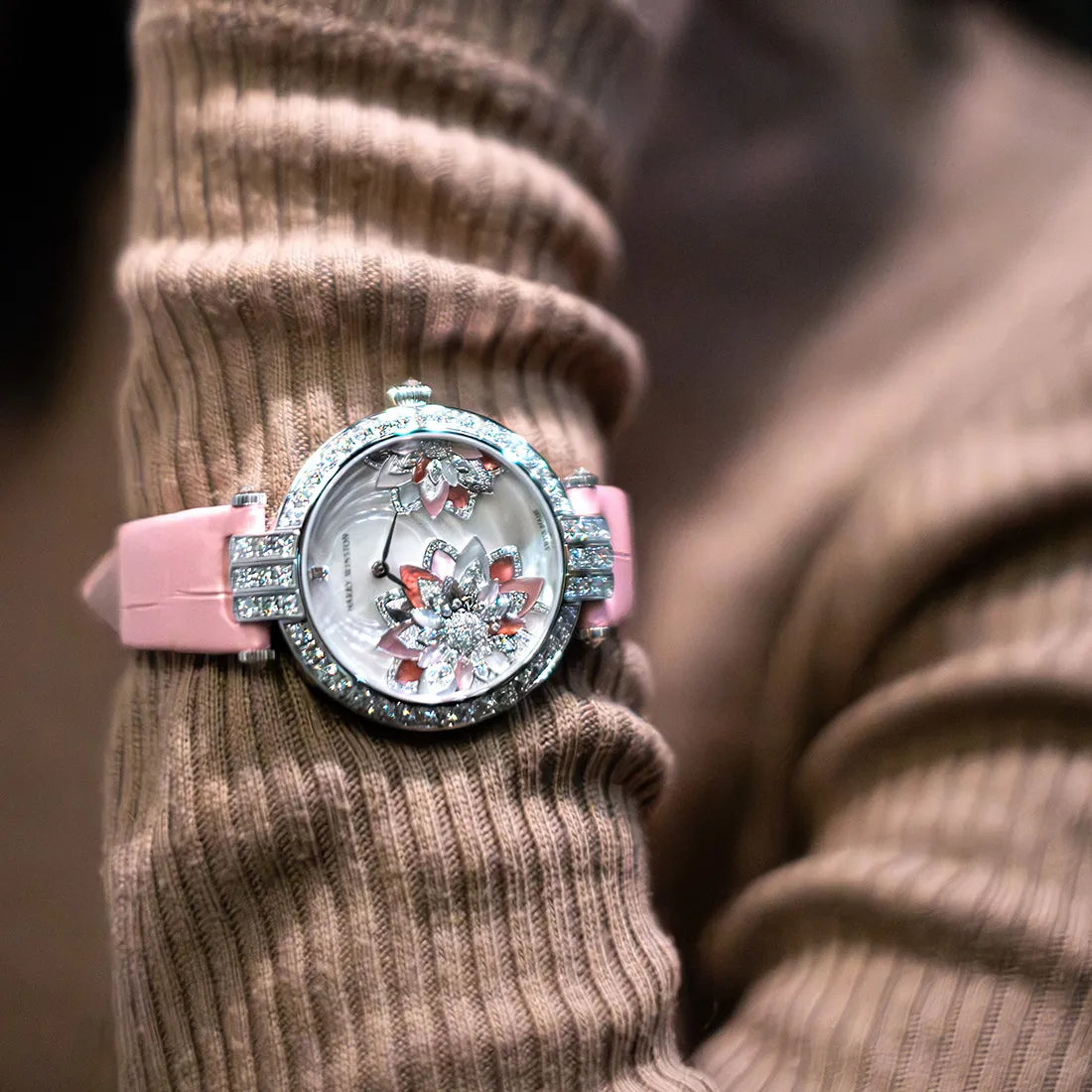 プルミエール・ロータス オートマティック 36mm PRNAHM36WW027｜ハリー