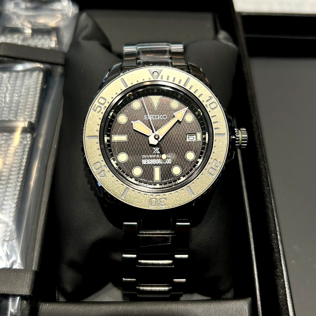 [ サロン専用モデル ] NEIGHBORHOOD Limited Edition ※ノベルティプレゼント