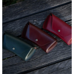 OIL LEATHER EYEWEAR CASE / Orange & Mint Green