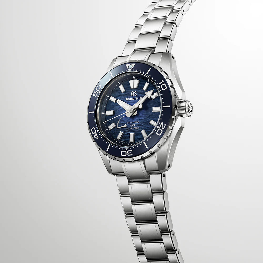 Evolution 9 Collection スプリングドライブU.F.A. Ushio 300 Diver