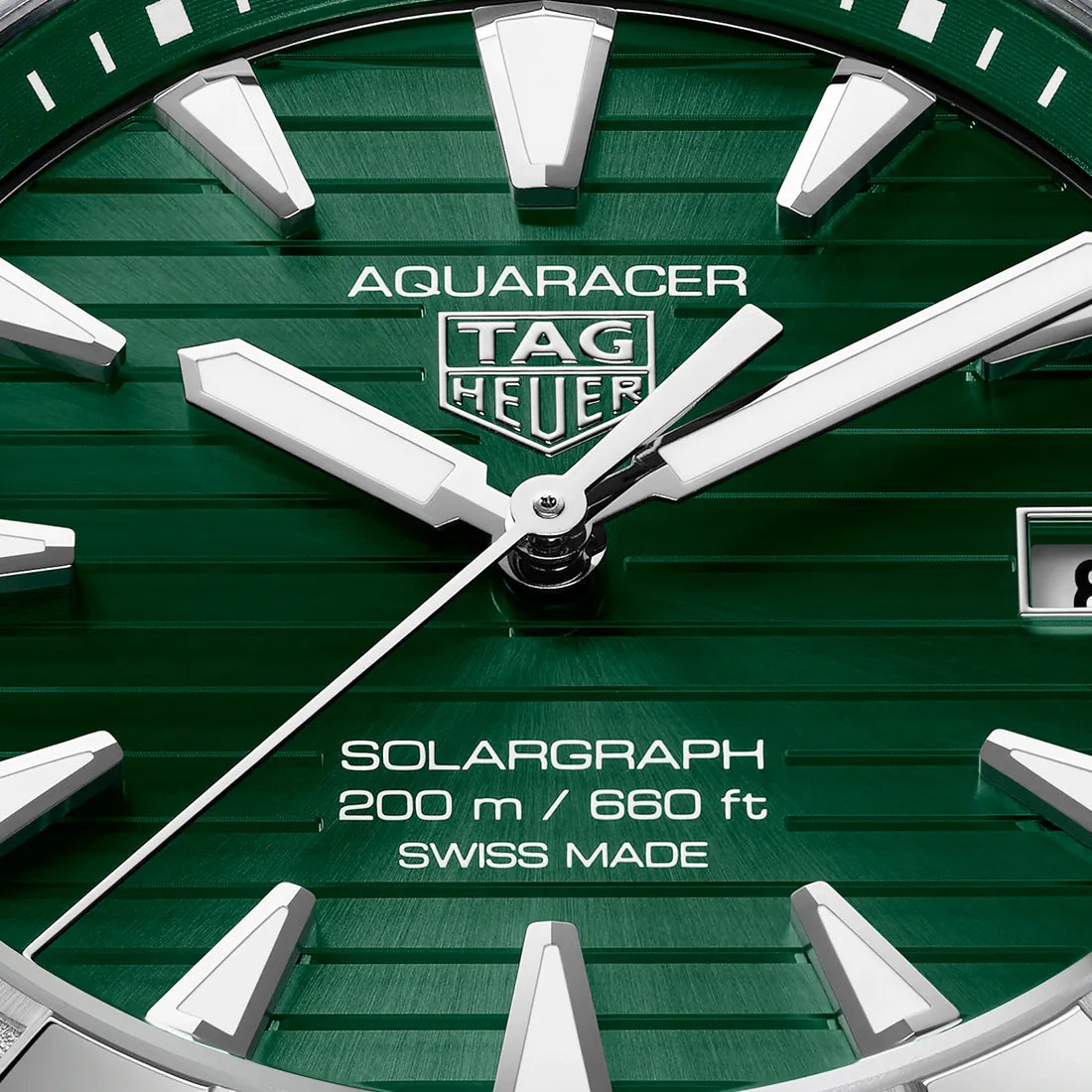 タグ・ホイヤー アクアレーサー プロフェッショナル200 ソーラーグラフソーラークォーツ 40mm (2026年モデル)