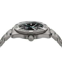 タグ・ホイヤー アクアレーサー プロフェッショナル200 ソーラーグラフソーラークォーツ 40mm (2026年モデル)