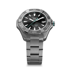 タグ・ホイヤー アクアレーサー プロフェッショナル200 ソーラーグラフソーラークォーツ 40mm (2026年モデル)