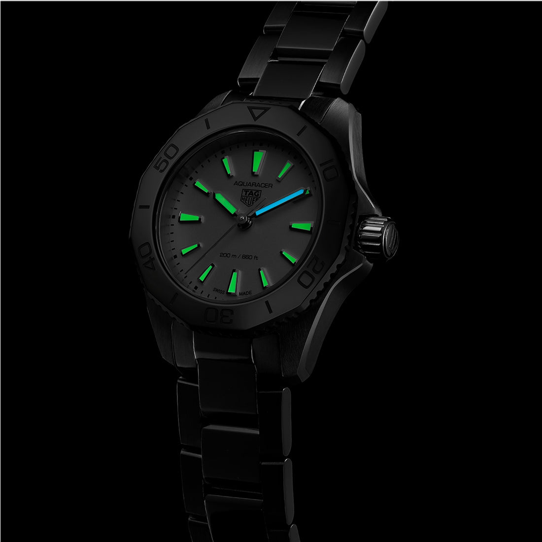 タグ・ホイヤー アクアレーサー プロフェッショナル200 30mm (2023年モデル)