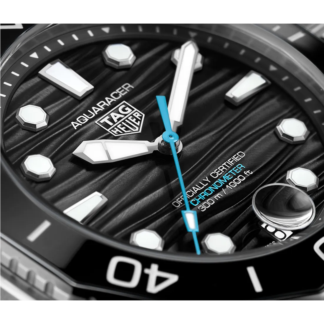 タグ・ホイヤー アクアレーサー プロフェッショナル300 42mm (2024年モデル)