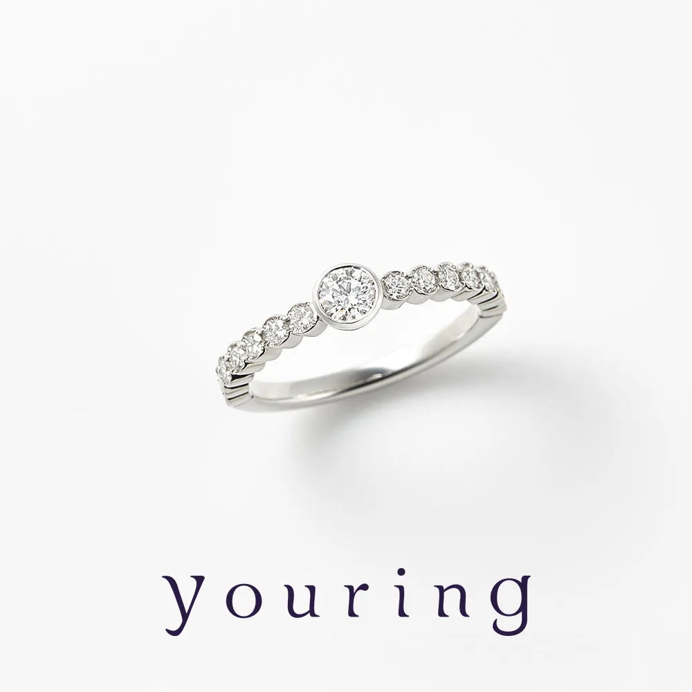 [Engagement ring] Precious engagement ring