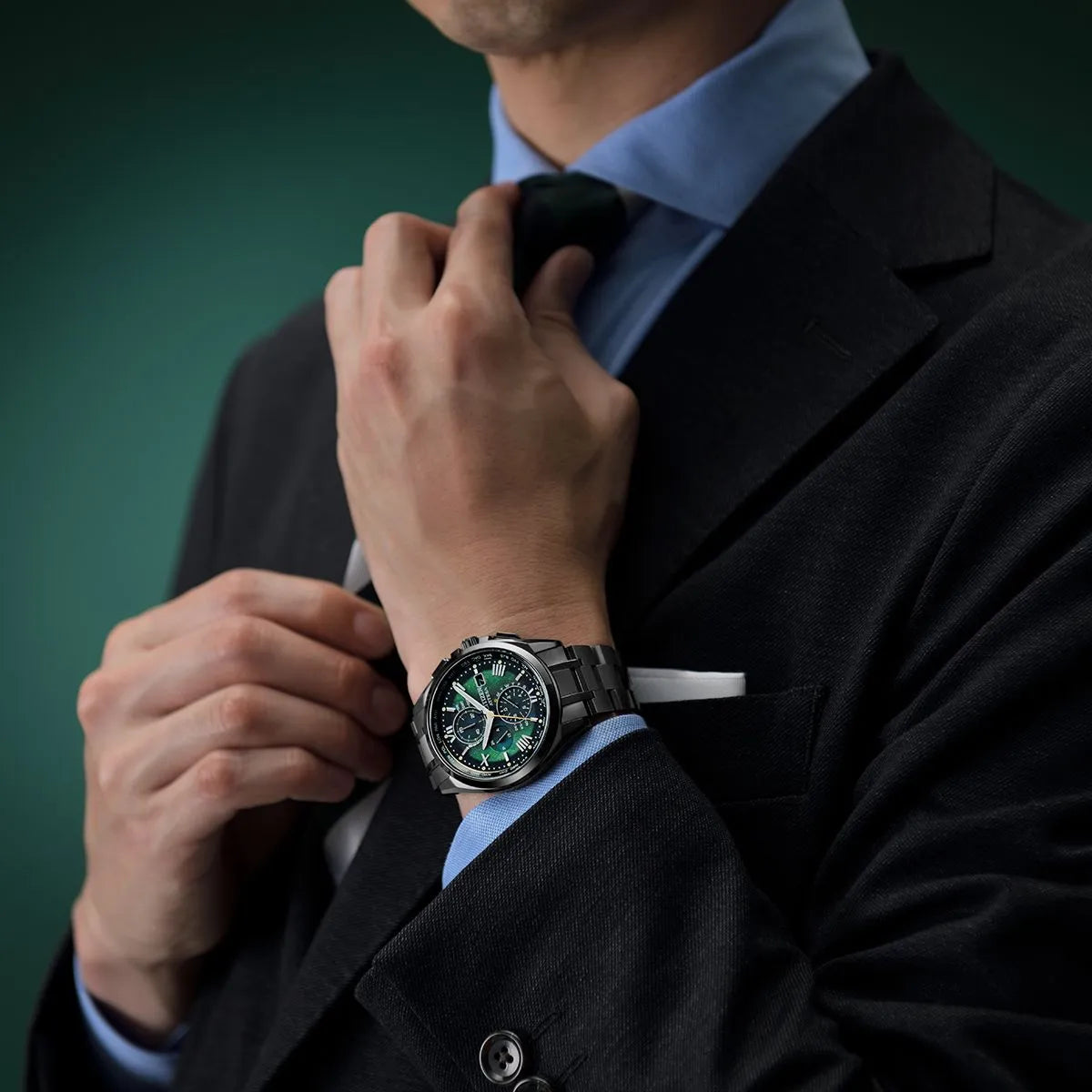 LIGHT in BLACK 2022 GREEN EDITION / 世界限定1,500本 ※ノベルティプレゼント