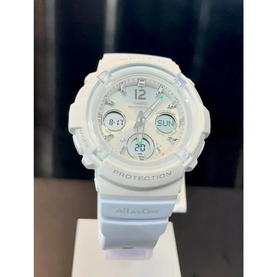 Love The Sea And The Earth