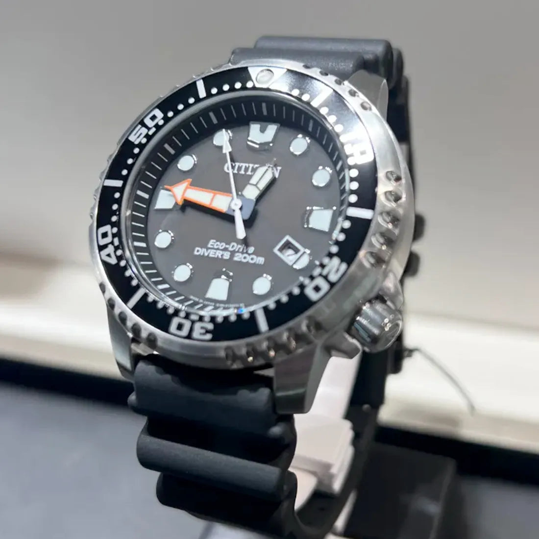 MARINEシリーズ エコ・ドライブ ダイバー200m ※ノベルティプレゼント