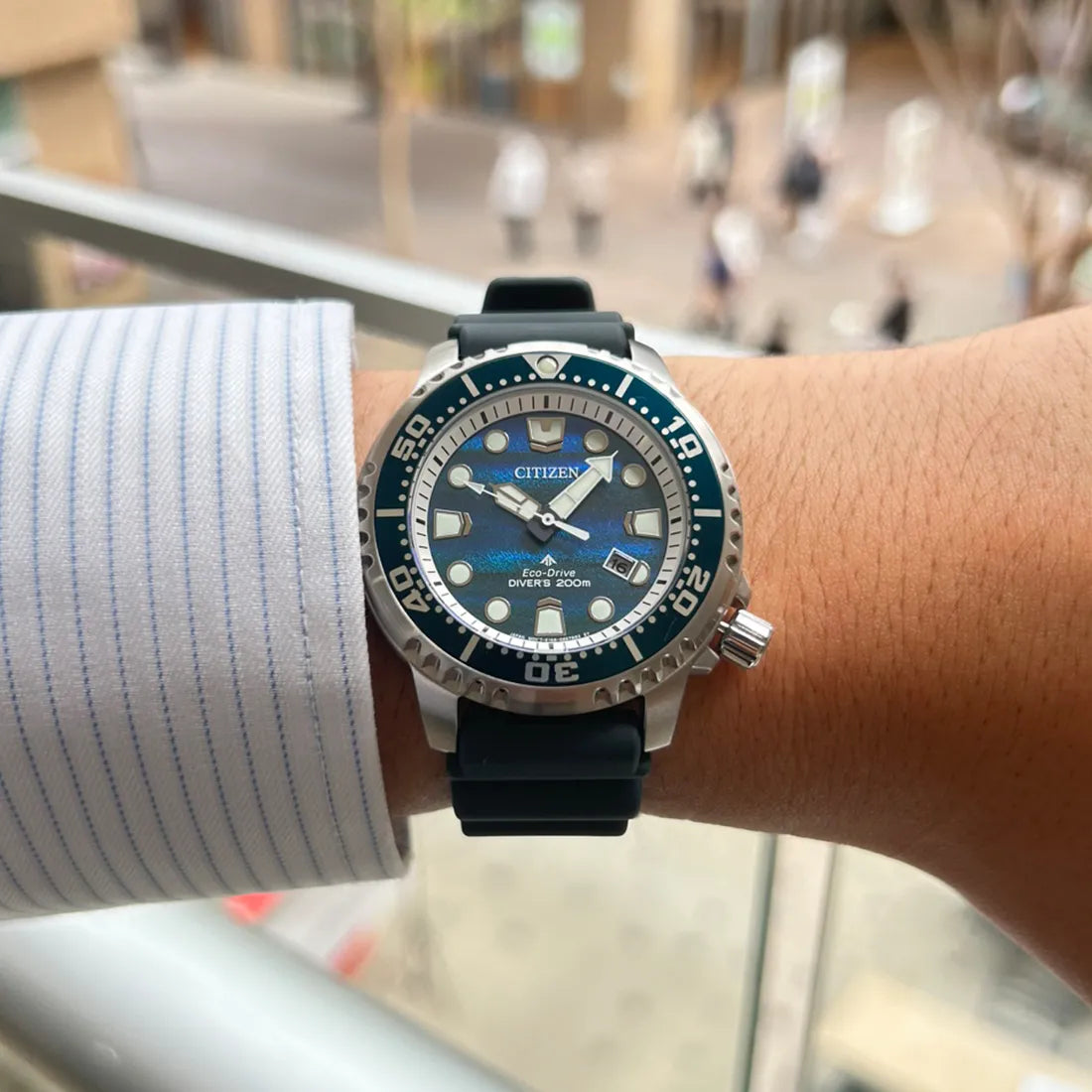 MARINEシリーズ エコ・ドライブ ダイバー200mペア 構造色限定モデル 世界限定8,700本 ※ノベルティプレゼント