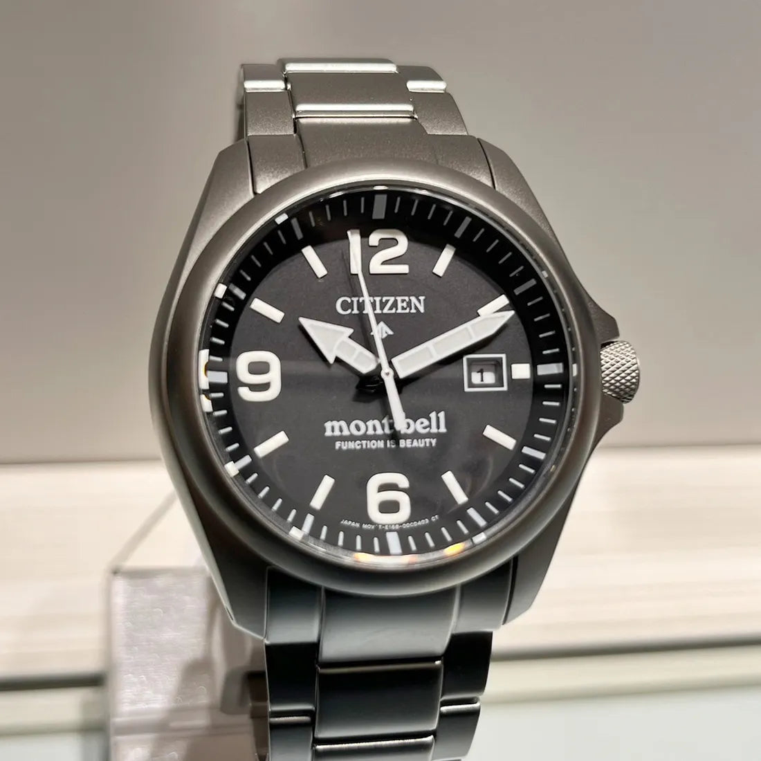 PROMASTER × mont-bell 限定700本